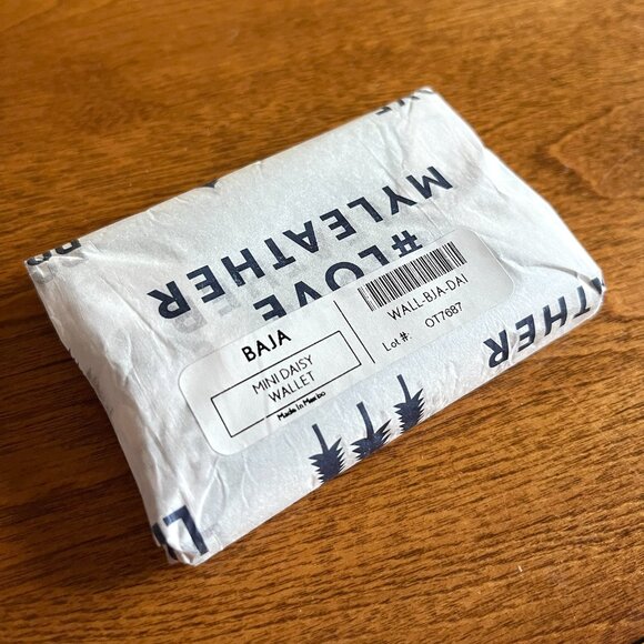 Portland Leather mini daisy wallet Baja NWT - Picture 3 of 5